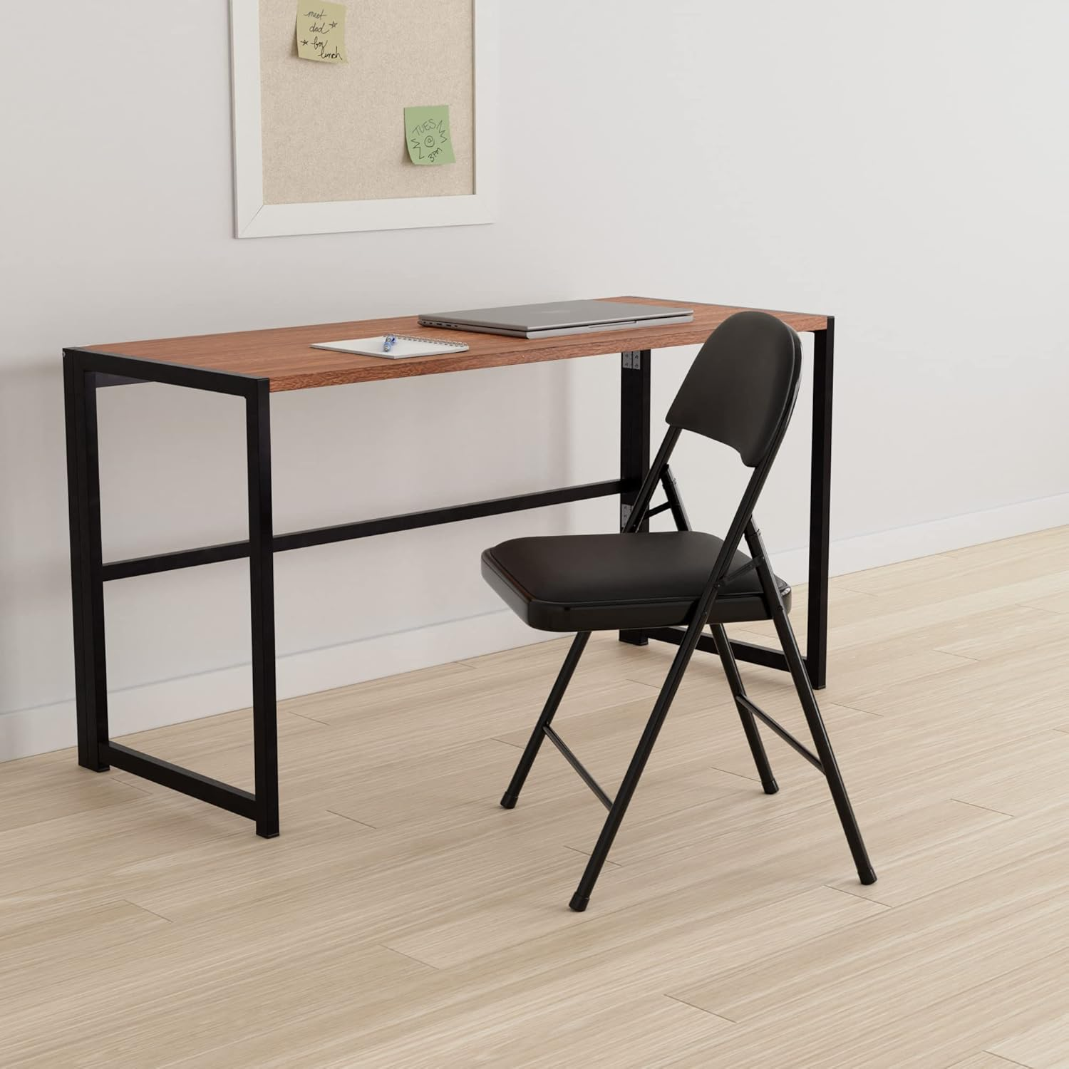 Amazon Basics Vinyl-Padded Folding Chairs 136 Kg Weight Capacity, Black 4 Pack image number 5