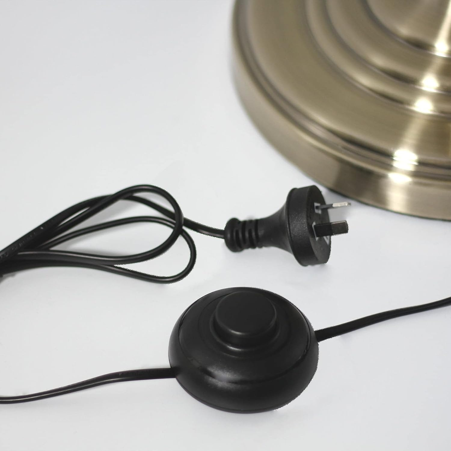 Lexi Lighting Nicollete Floor Lamp, Antique Brass Finish Base, Beige Pleated Shade, Vintage Style, Corner Ambient Lighting for Interior D&eacute;cor image number 5