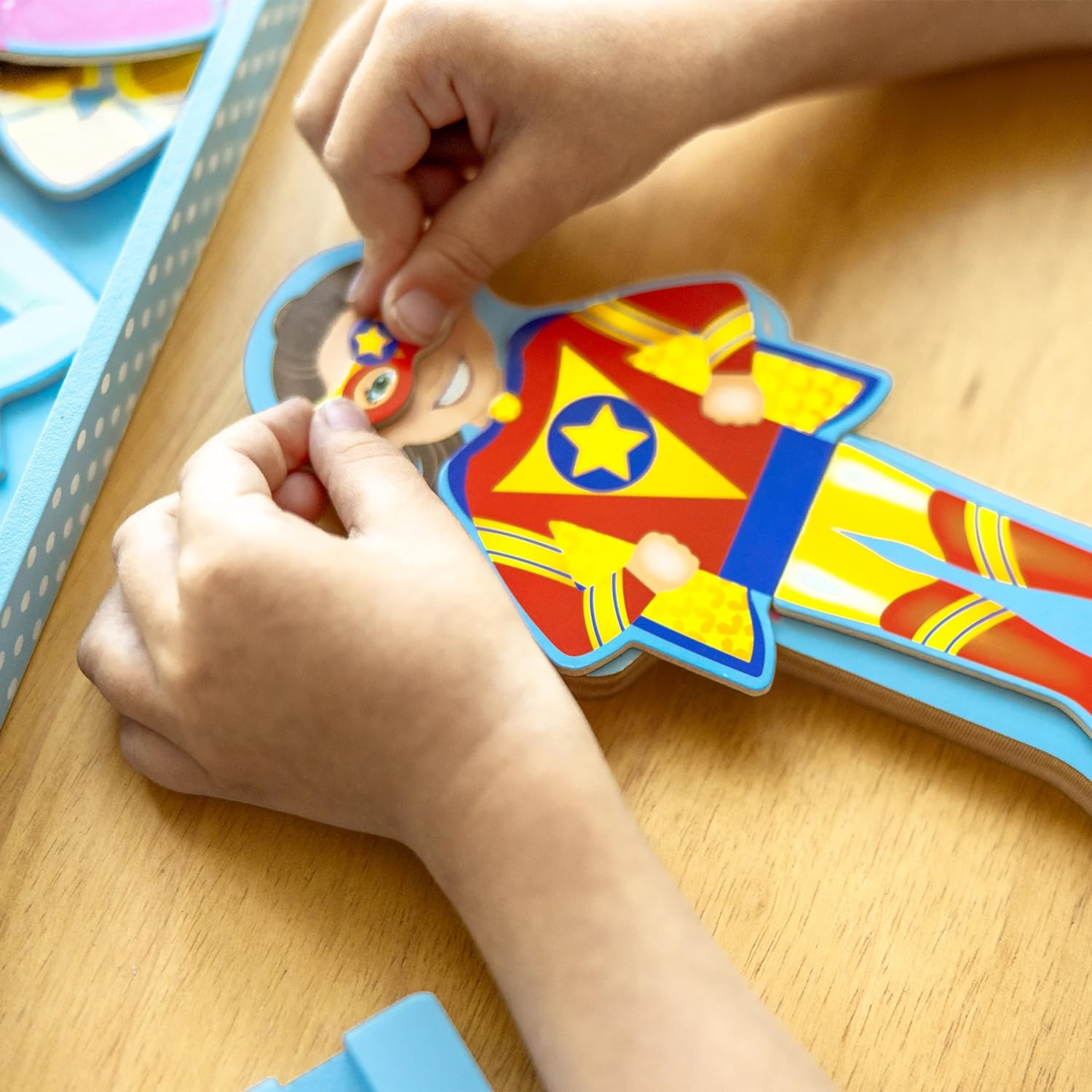 Melissa & Doug - Julia Magnetic Dress-Up image number 2