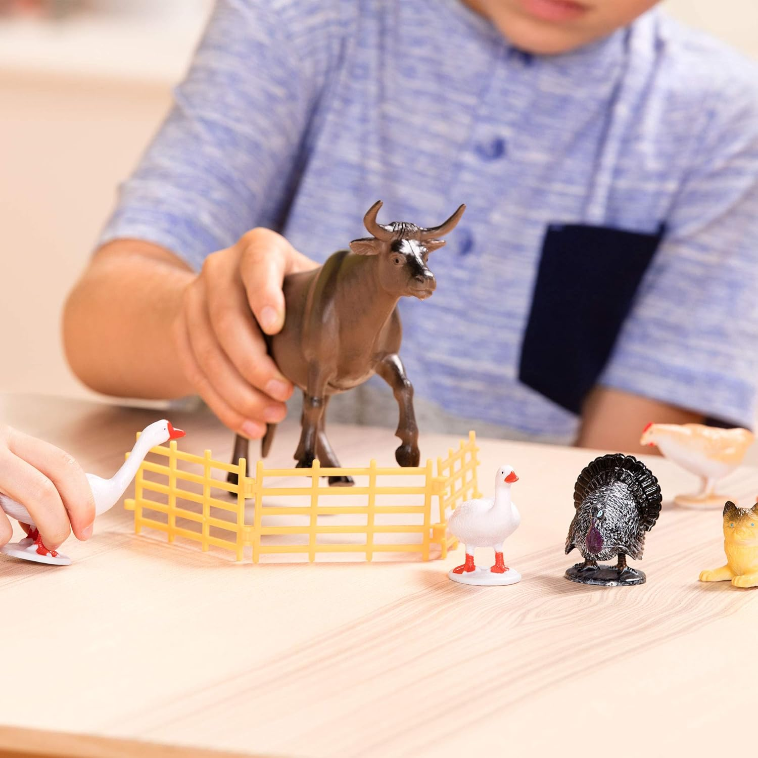 Terra by Battat &ndash; Farm Animal Figurines & Accessories &ndash; 60Pc Toy Animal Set for Kids &ndash; Miniature Farm Animals &ndash; Cows, Pigs, Bulls, Cats & More &ndash; 3 Years + &ndash; Country World image number 6