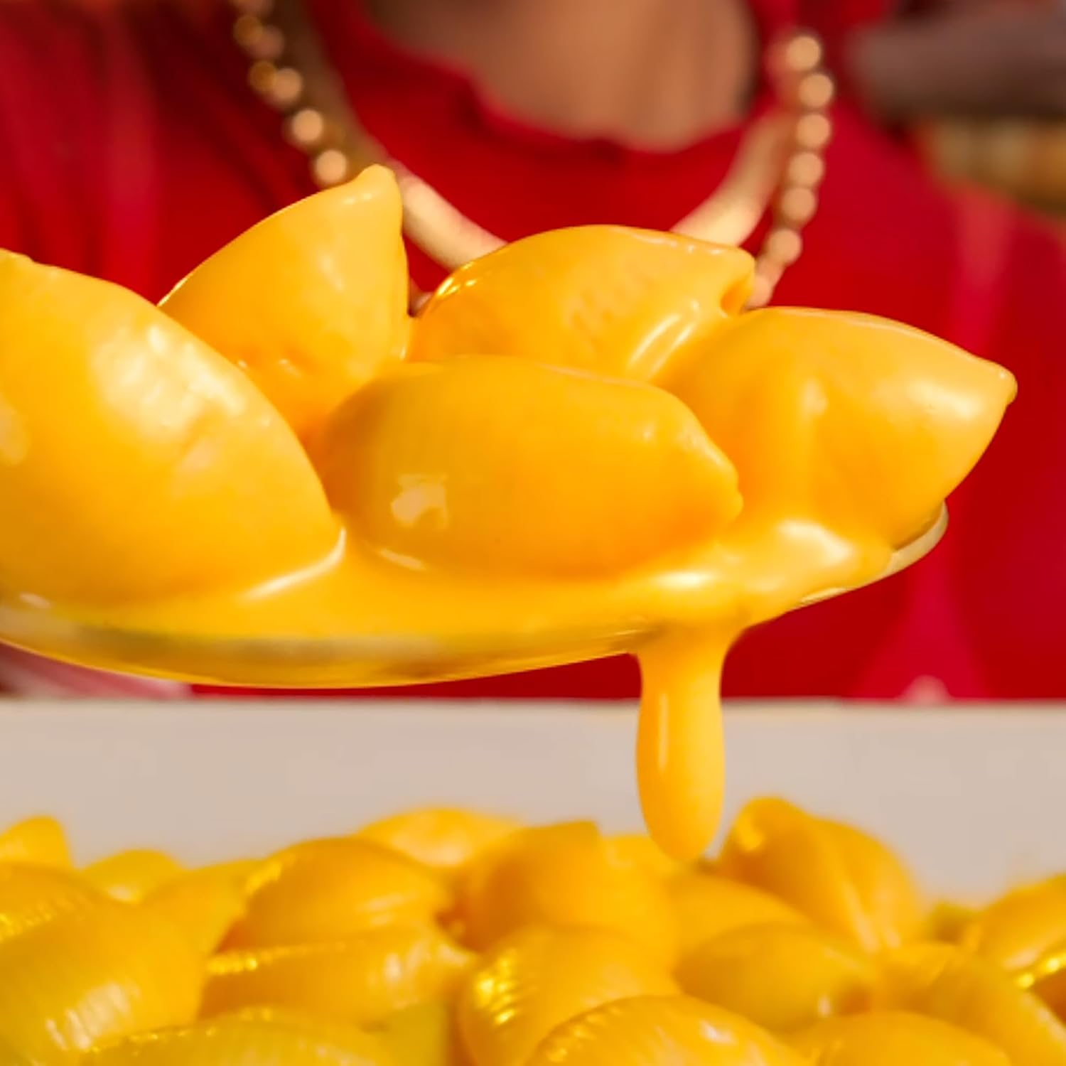 Velveeta Shells & Cheese Original Shell Pasta & Cheese Sauce Value Size, 24 Oz Box image number 2