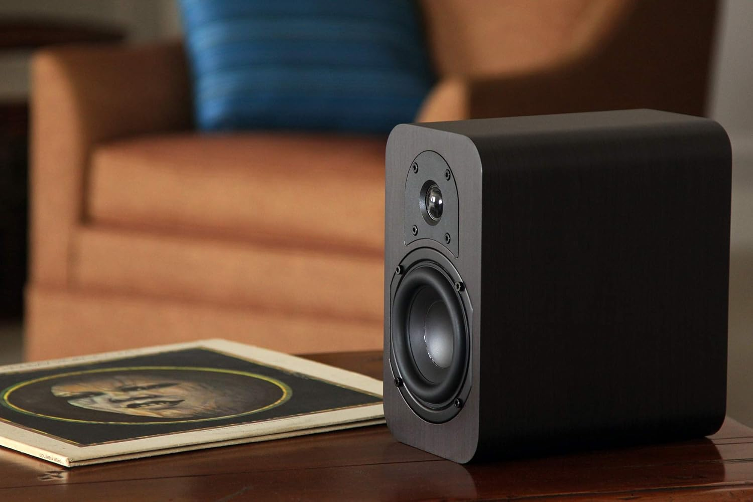 Micca RB42 Reference Bookshelf Speaker with 4-Inch Woofer and Silk Tweeter (Dark Walnut, Pair) image number 3