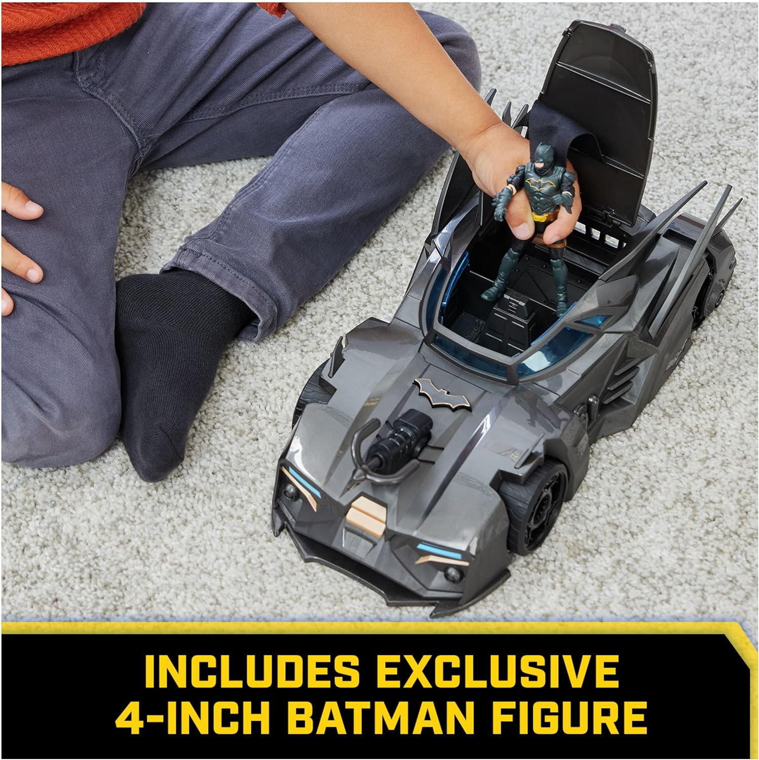 DC Comics, Crusader Batmobile Playset with Exclusive 4-Inch Batman Figure, 3 Super-Villain Paper Figures, Kids Toys for Boys and Girls Ages 4+ image number 4