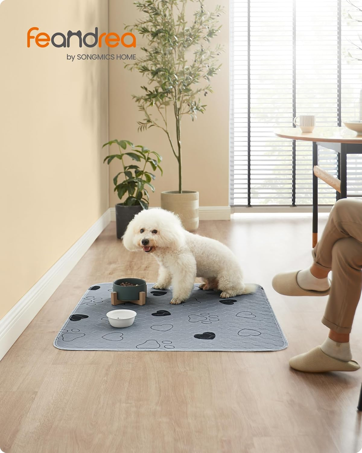 Feandrea Puppy Pads Washable Reusable Mats for Dogs, 91 X 86 Cm, Set of 2, M, Dog Toilet, Leak-Proof, Non-Slip, Super Absorbent, Cats, Rabbits, Grey PTD034G01 image number 3