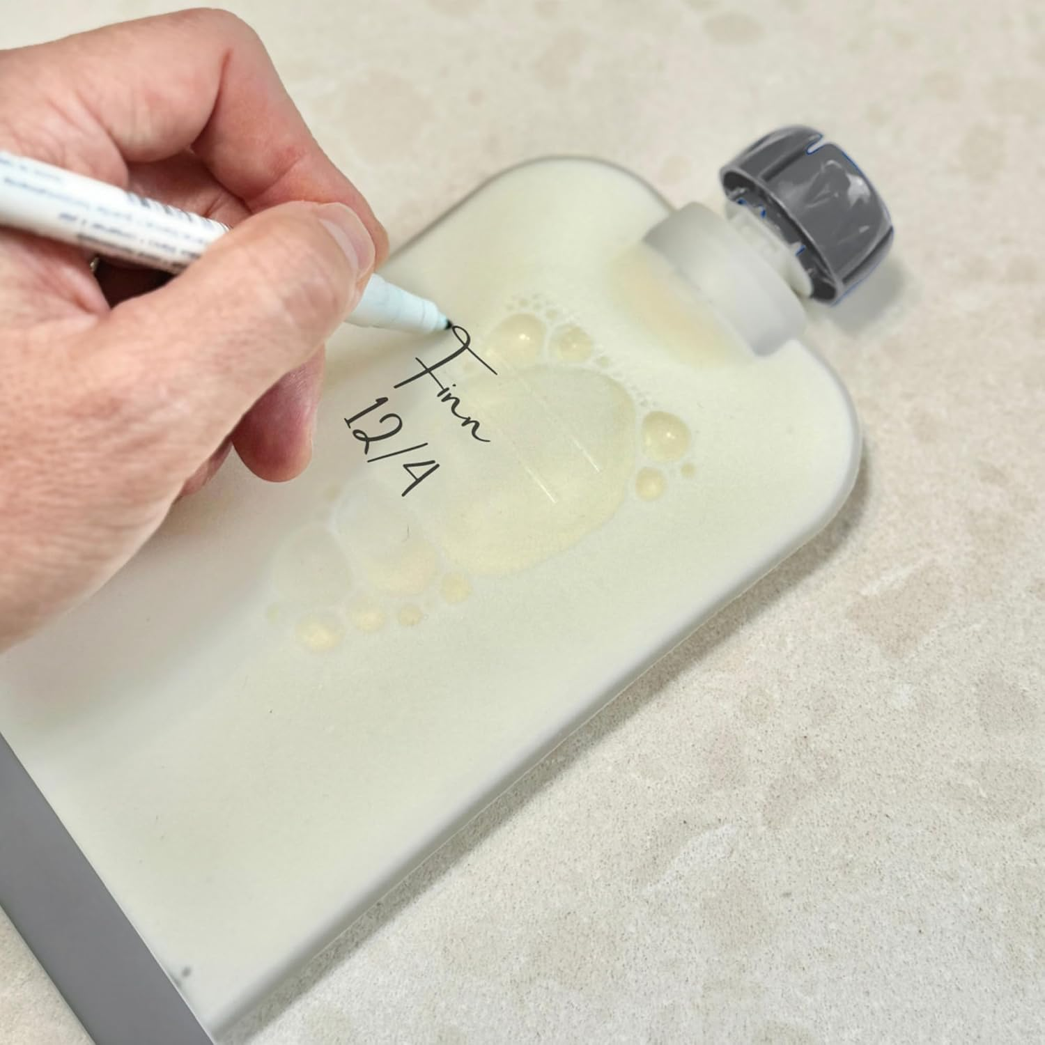 Cherub Baby Reusable Silicone Breast Milk & Baby Food Pouches 2PK 180Ml - BPA Free Leakproof Milk Storage with Spout & Zipper - Refillable Baby Pouch - Dishwasher Freezer Safe - Smoothie & Snack Pouches image number 1