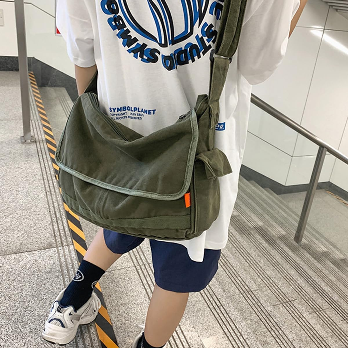 AIMALL Canvas Messenger Bag for Men and Women, 14.9 X 10.23 X 4.72 Inches, Durable Crossbody Shoulder Bag with Adjustable Strap and Multiple Compartments, Green image number 5