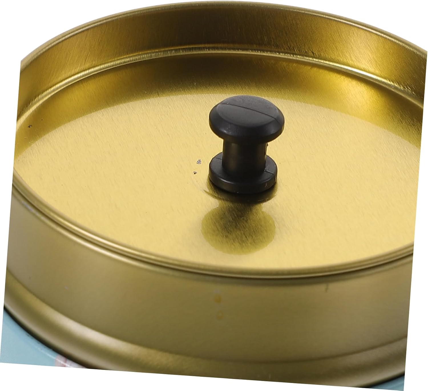 NAMOARLY 4Pcs Vintage Tea Storage Containers Mini Portable Sealed Iron Canisters Lid for Travel and Home Tea Preservation image number 2