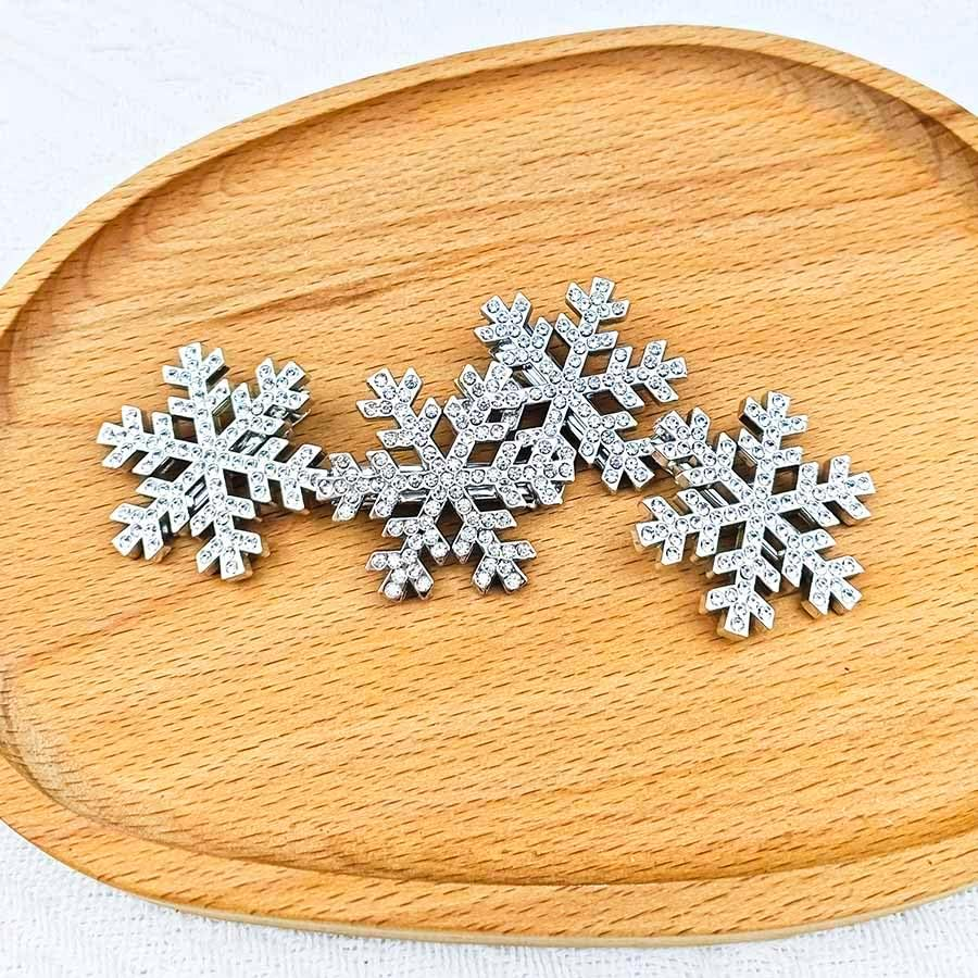 Silver Snowflake Hair Clips for Women Girls 4 Pcs Xmas Snowflakes Clip Snowflake Hair Accessories for Women Snowflakes Barrette Christmas Holiday Clips Barrettes image number 1