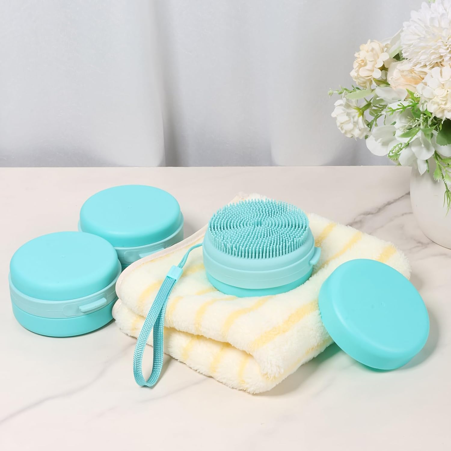 DJAPWPX 2/3 Pcs Silicone Body Scrubber Soft Silicone Shower Brush with Lanyard Safe Body Scrubber for Sensitive Skin Children Women Men (1 Pink+1 Blue)