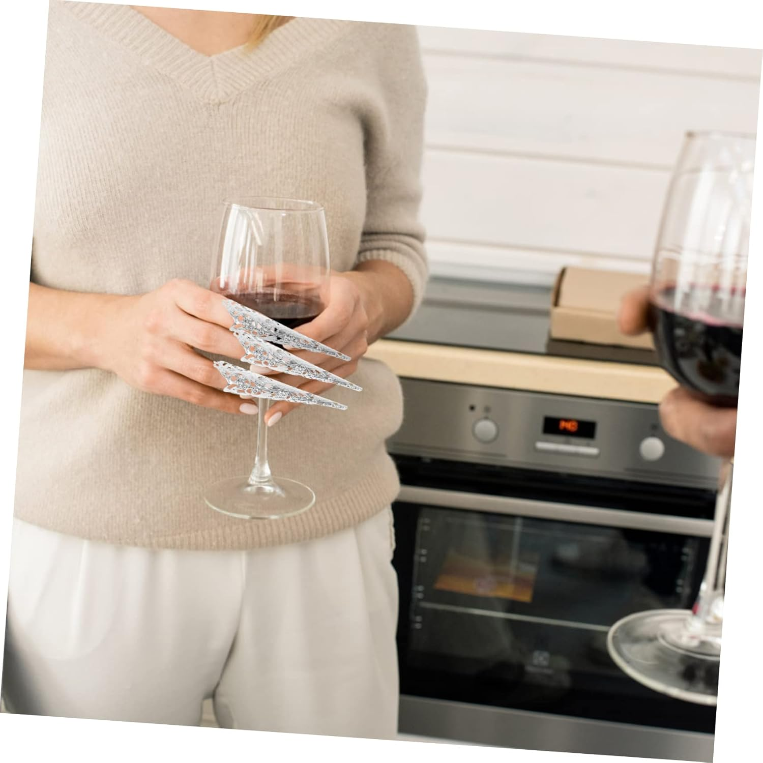 WOONEKY Queen Fingernail Nail Rings Set 8Pcs Gold Long 12Cm Classic Style Finger Tip Accessories for Cosplay and Fashion image number 5