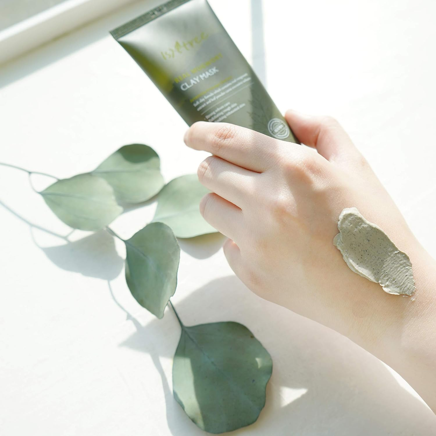 ISNTREE Real Mugwort Clay Mask