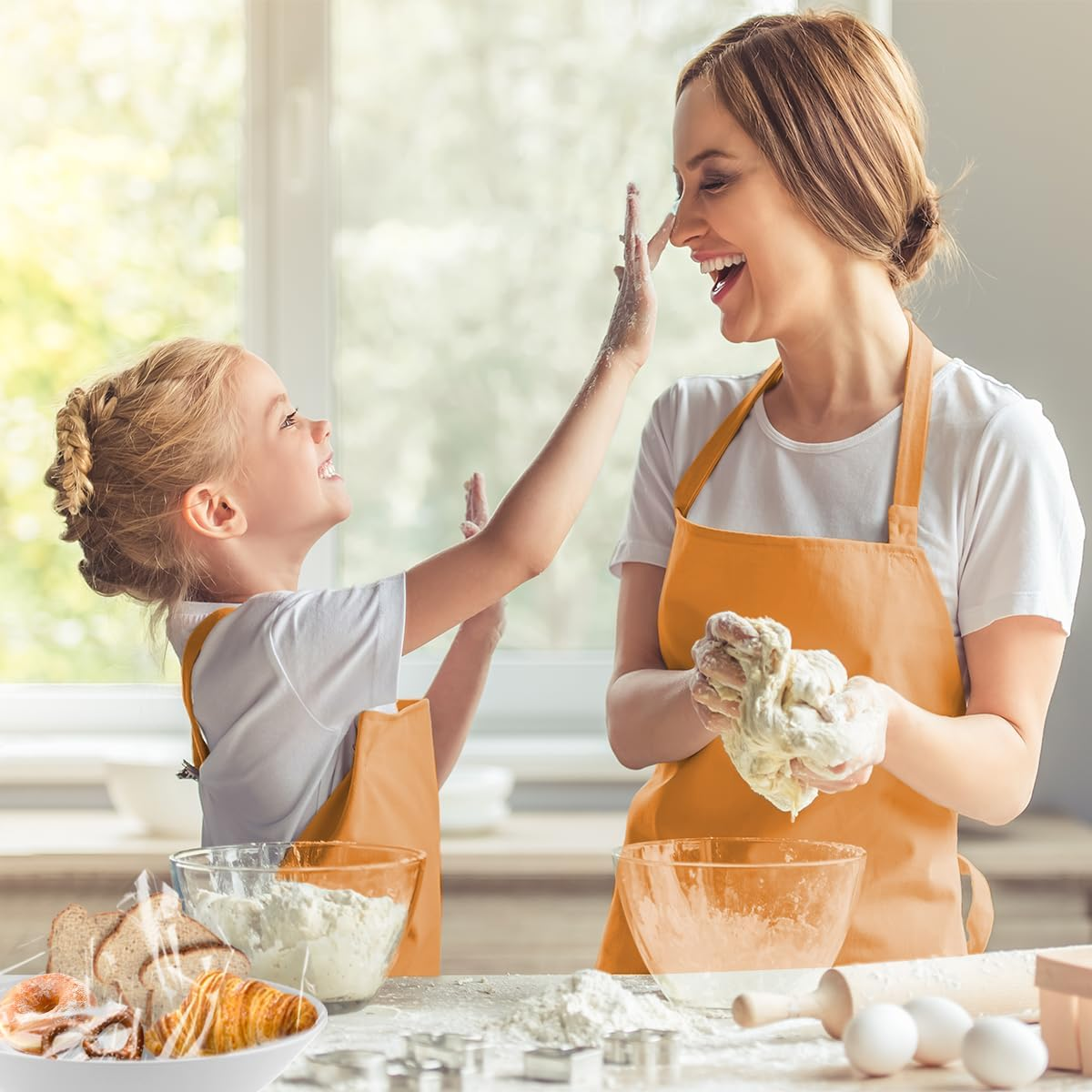 Miss Rui 200 PCS Cookie Bags, 4X4 Inches Clear Self Adhesive Plastic Food Treat Bag for Biscuit Bakery Chocolate Candy Gift Party Favor image number 6