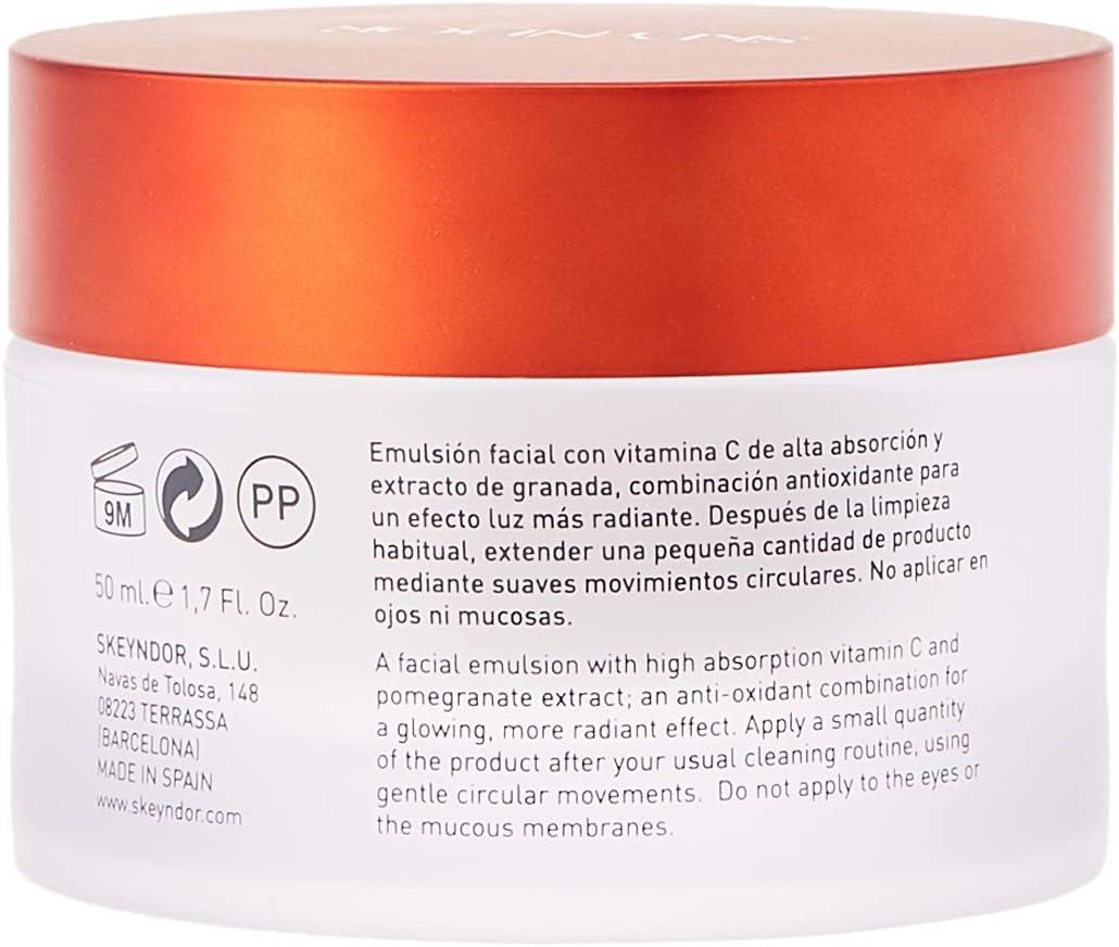 POWER C + Energizing Normal to Oily Skins Emulsion 50Ml image number 3
