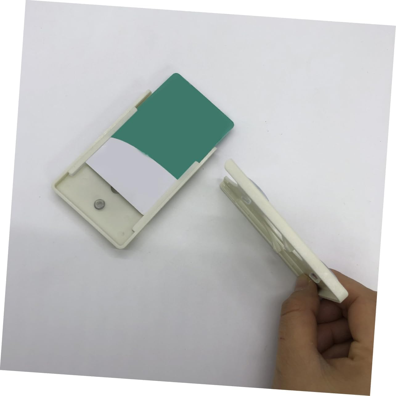 2PCS Suction Cup Card Holder Card Sleeves Card Holder Window Parking Permit Card Holder Card Organizer Engine Card Holder Beige Plastic image number 2