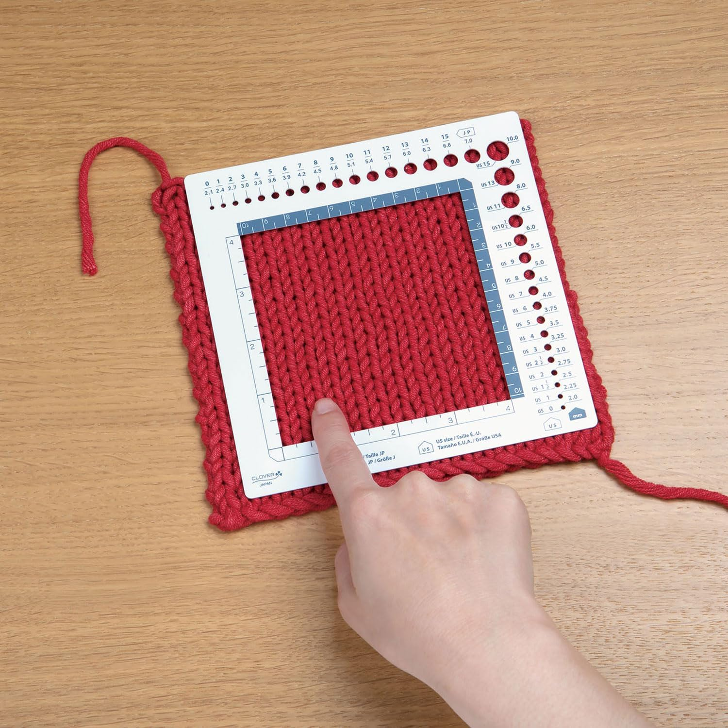 Clover Swatch Ruler and Needle Gauge image number 6