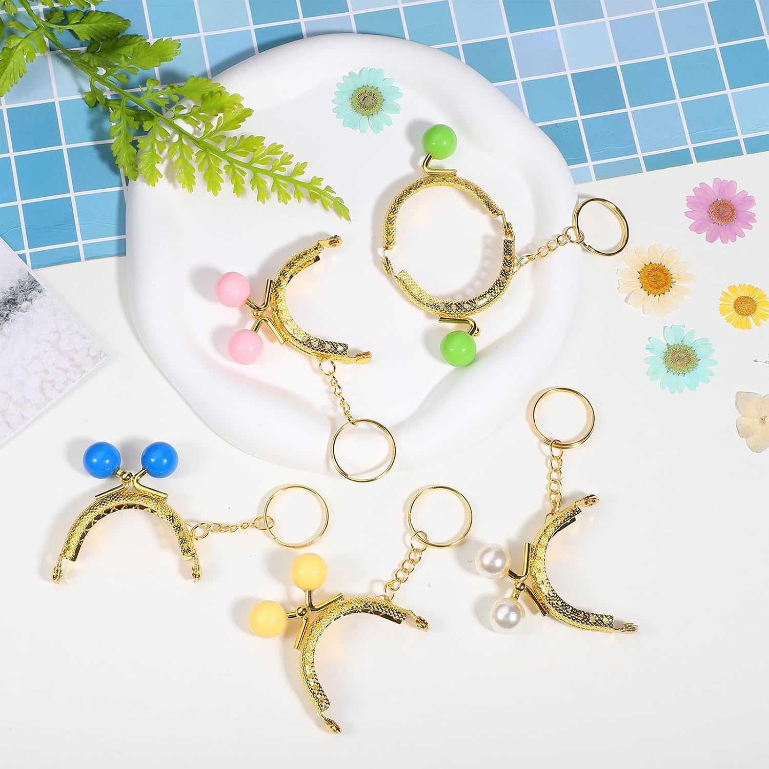 KALLORY 5 Pcs Retro Semicircular Embossed Metal Purse Clasp Frames with Candy Beads and Key Rings, Coin Bag Frame Clasps for DIY Purse Making, Set Including Green, Sky Blue, Yellow, Pink,