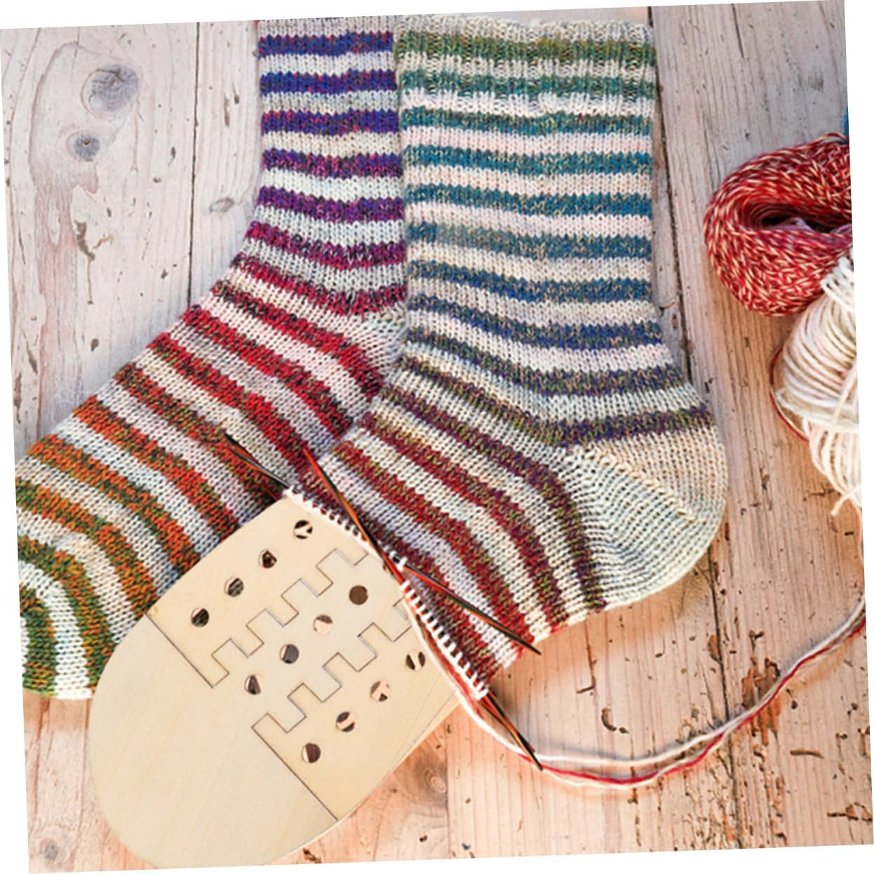 COHEALI 4 Pack Sock Blocking Molds Wood Knitting Tools Sock Blockers for Knitters Crochet Blocking Forms image number 2