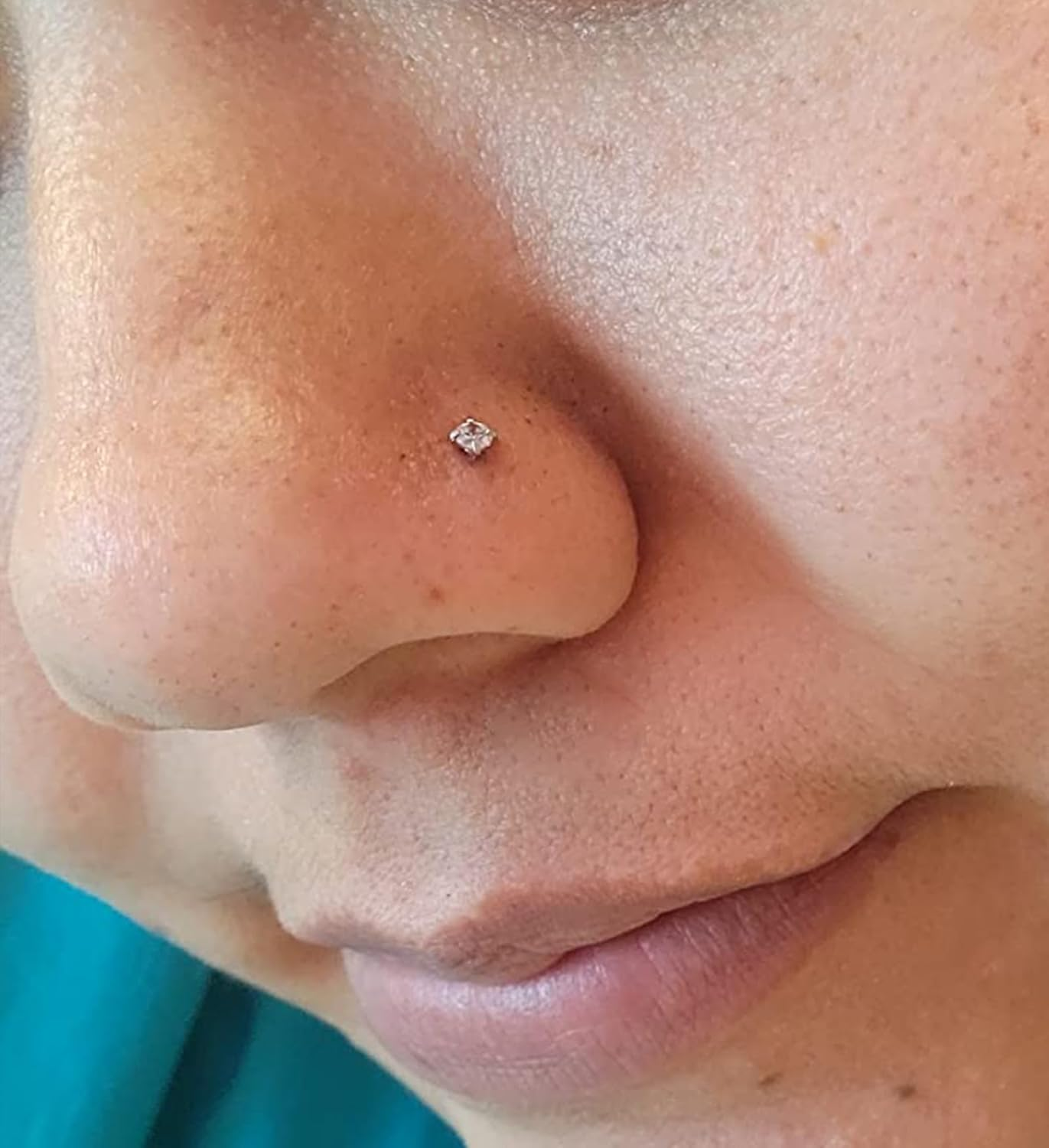 QWALIT Nose Piercing Kit Nose Ring Piercing Kit Self Nose Piercing Kit at Home Silver Black Gold Nose Piercing Kit with Nose Rings Disposable Nose Piercing Gun Kit image number 2