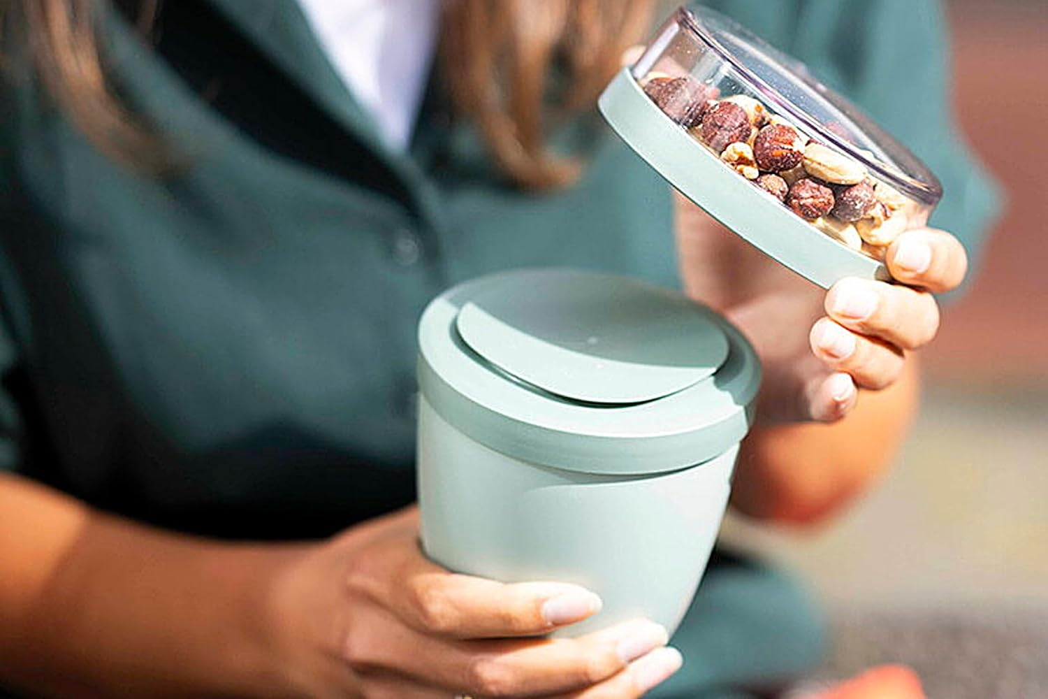 Mepal - Lunchpot Ellipse - Practical Yoghurt Cup & Cereal Cup - Division for Yoghurt & Cereal - Suitable for Freezer, Microwave & Dishwasher - 500 Ml + 200 Ml - Nordic Sage image number 2