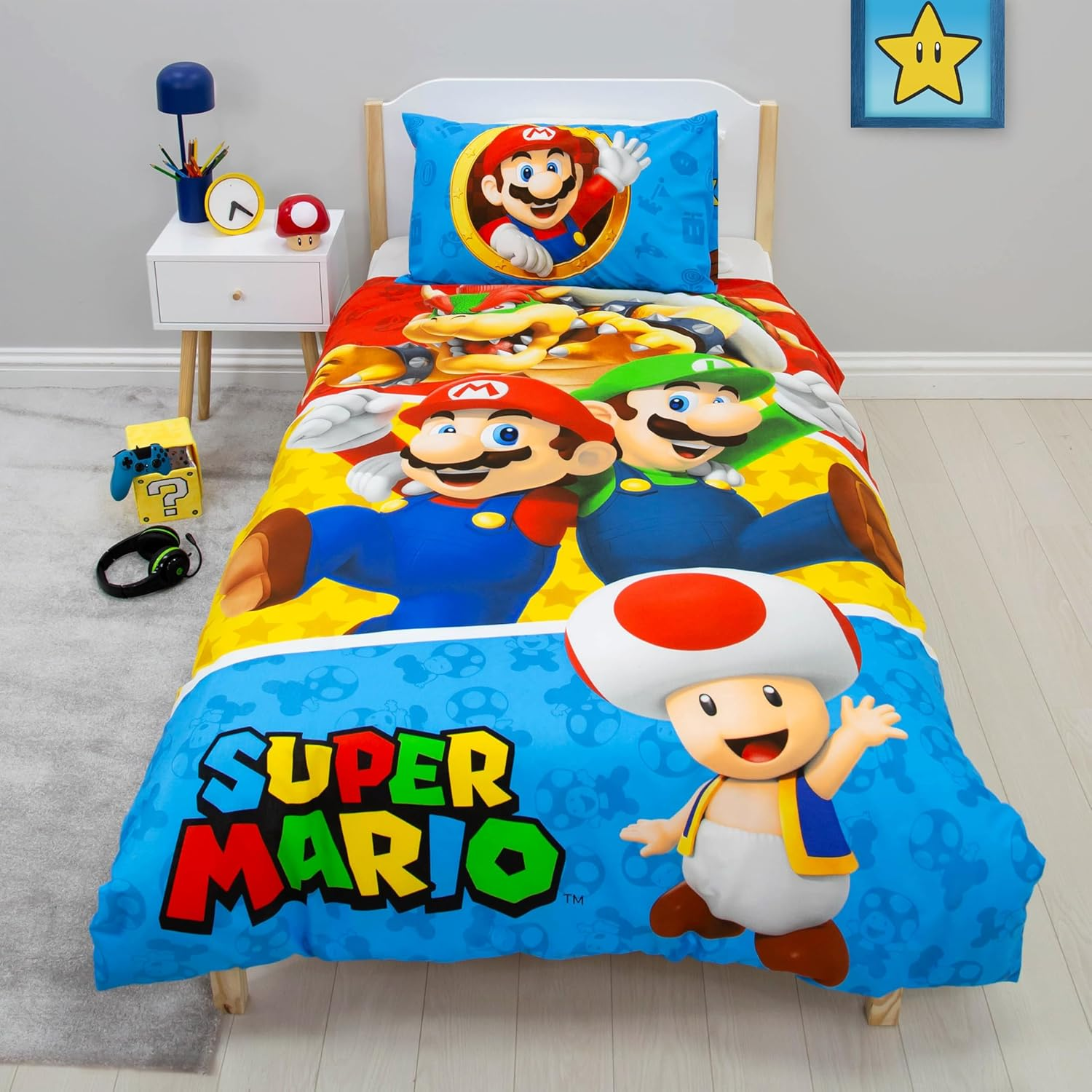 Nintendo Super Mario Official Single Duvet Cover Set, Splitter Design | Reversible 2 Sided Bedding Cover Official Merchandise Including Matching Pillow Case | Single Bed Set | Polycotton image number 1