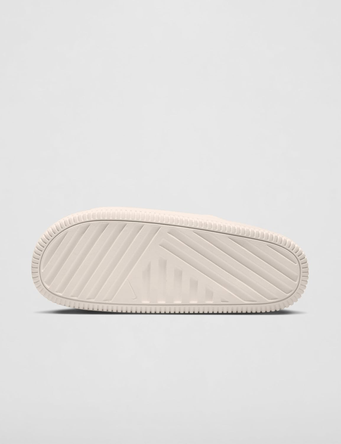 NIKE Men'S Calm Sneaker image number 4