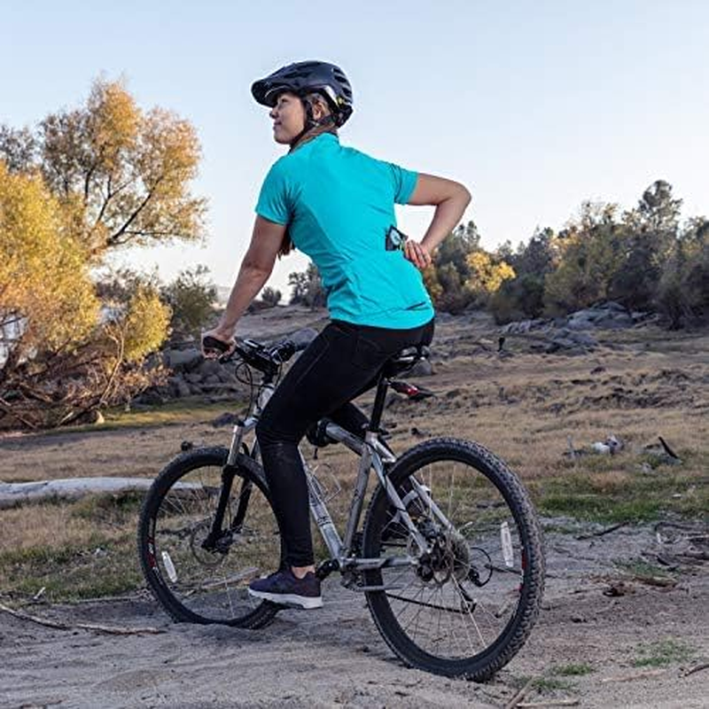 Surviveware Biodegradable Wet Wipes 40 Individually Wrapped Wipes - for Post Workouts, Travel, Bath, and No-Rinse Showers image number 4