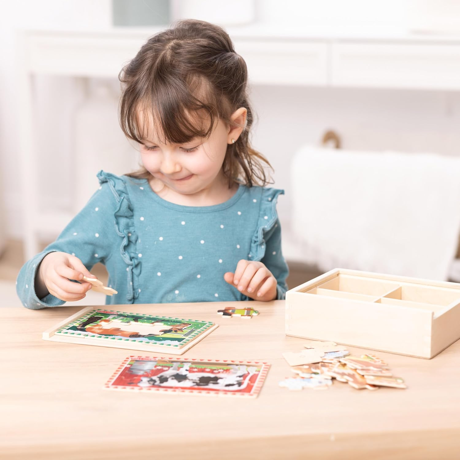 Melissa & Doug - Farm Puzzles in a Box image number 4