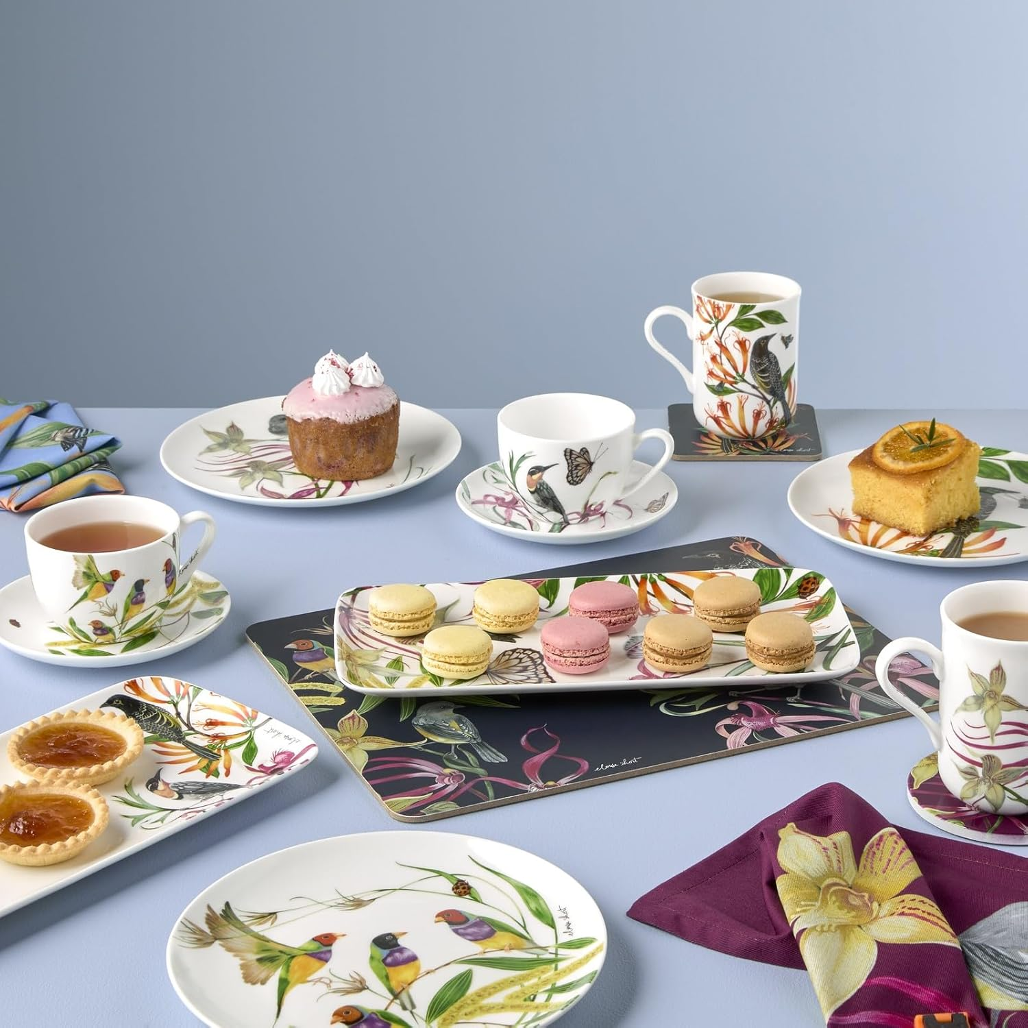 Maxwell & Williams Eloise Short Lyric Mug 330ML Regent Honeyeater Gift Boxed image number 2