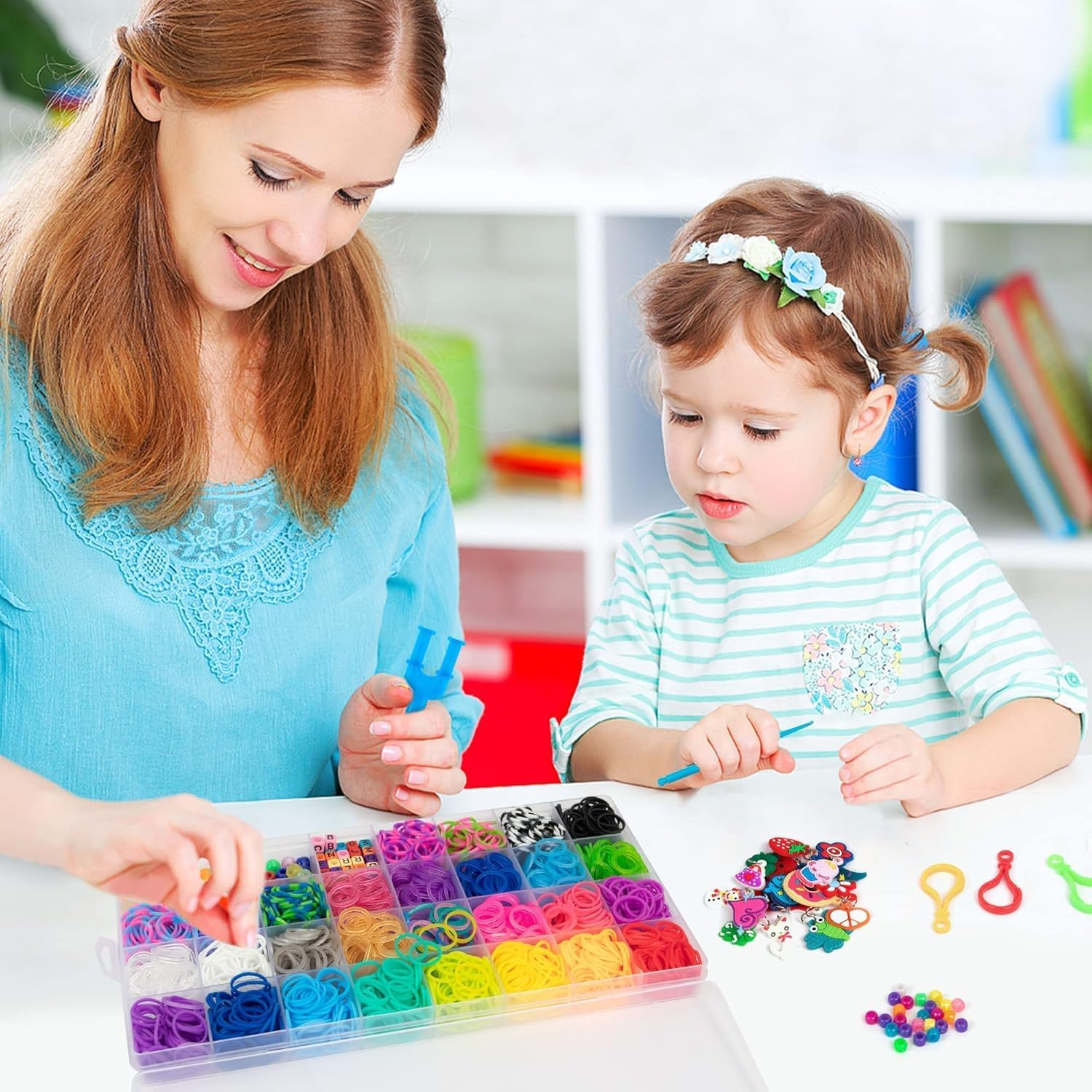 Inscraft 2600+ Loom Bands Kit，Friendship Bracelet & Jewellery Making Kit with 28 Colours, 100 Clips, 152 Beads, 20 Pendants, Rubber Bands for DIY Bracelets, Kids Crafts, and Creative Gifts image number 4