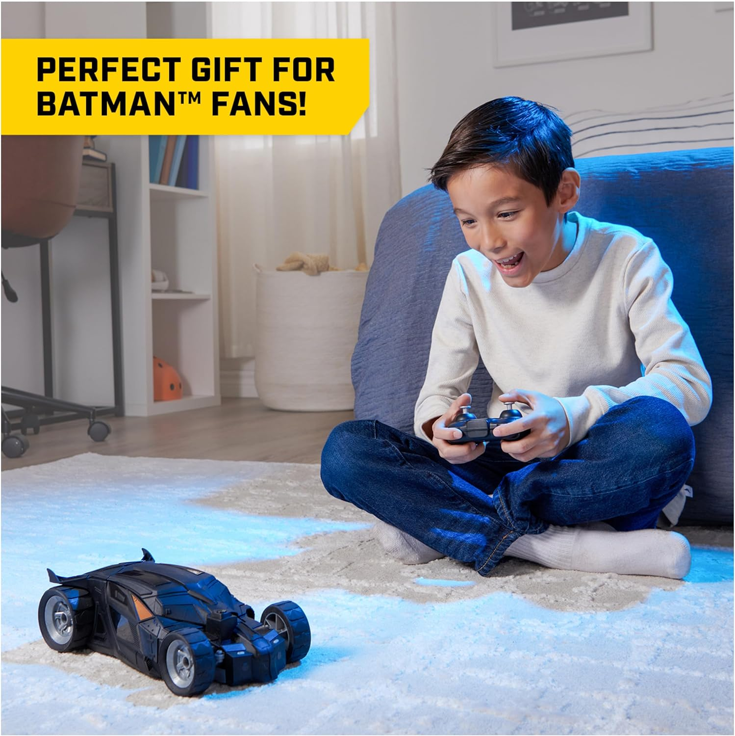 Batman DC Comics, Batmobile Remote Control Car, Easy to Drive with 4-Inch Batman Figure, Kids Toys for Boys and Girls Ages 4 and Up image number 1