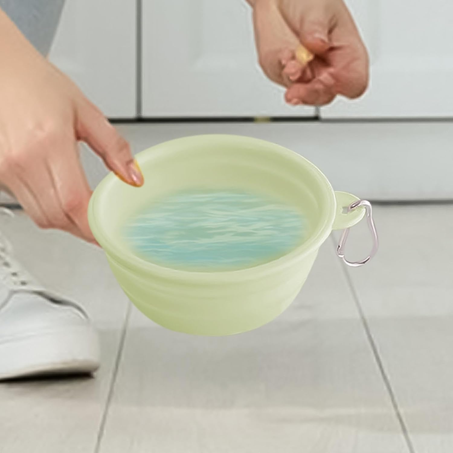 Dog Foldable Bowl,Pet Travel Bowls Portable for Dogs - Watering Feeding Dish Small Medium Large Pets Drinking Cup for Camping, Outing, Travelling