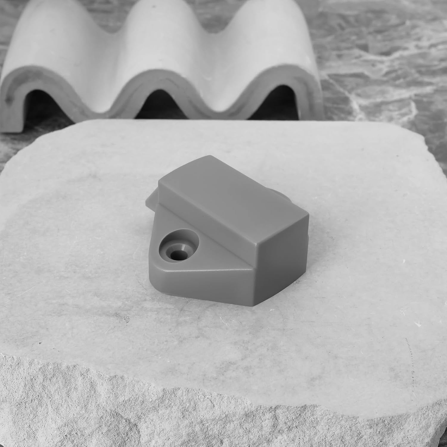 SING F LTD 2Pcs Grey Cupboard Door Handle Nylon Base Half Moon Push Lock Latch Knob Base Push Lock Base Cabinet Locks Handle Base for Car RV Caravan Boat Cupboard Drawers image number 6