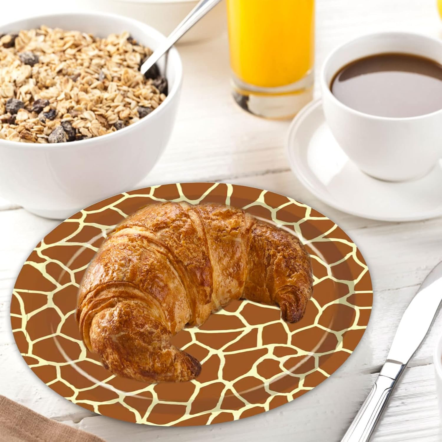 50PCS Giraffe Print Plates 9 Inch - Jungle Safari Party Supplies, Animal Print Food Trays for Birthday, Baby Shower, Jungle Party Decorations image number 6