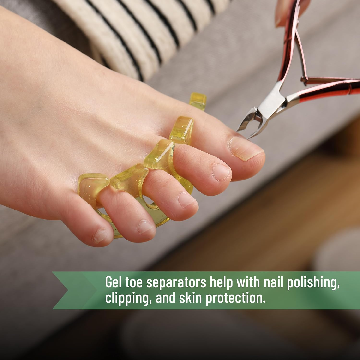 Toe Separators for Pedicure,Toe Spacer,Toe Separators Use for Separation of Toenails or Nails,Washable and Reusable Pedicure Supplies, Yellow and Green Colored image number 2