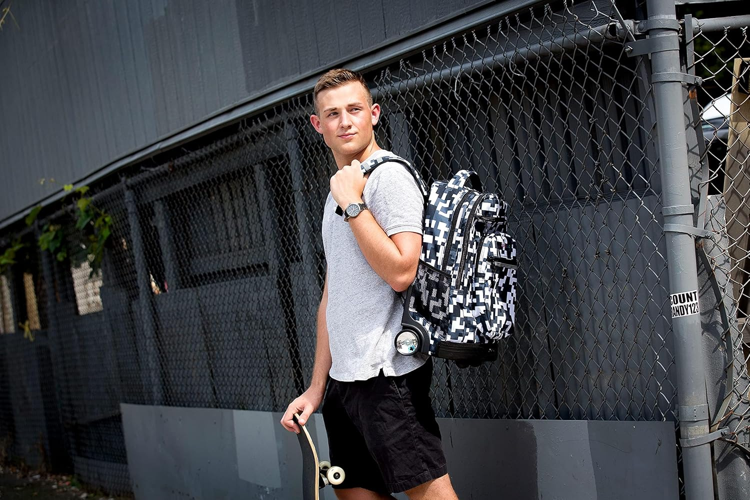 J World New York Sundance image number 2