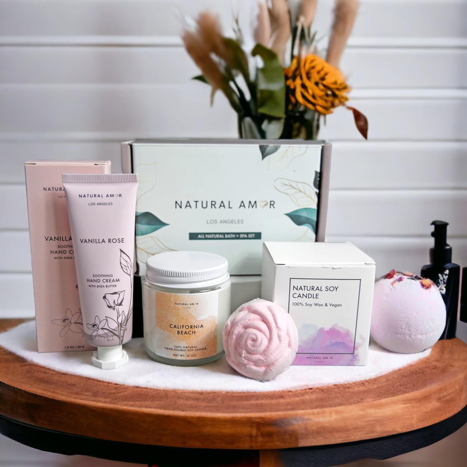 Natural Amor Relaxation Spa Gifts for Women,4Pcs Gift Box Including Candle, Hand Cream, Bath Bomb image number 2