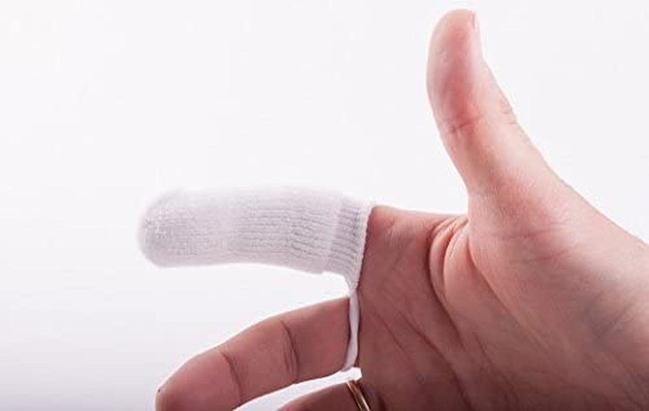 Petosan Oral Cleaner Finger Cloth for Dogs, Vet (Single) image number 2