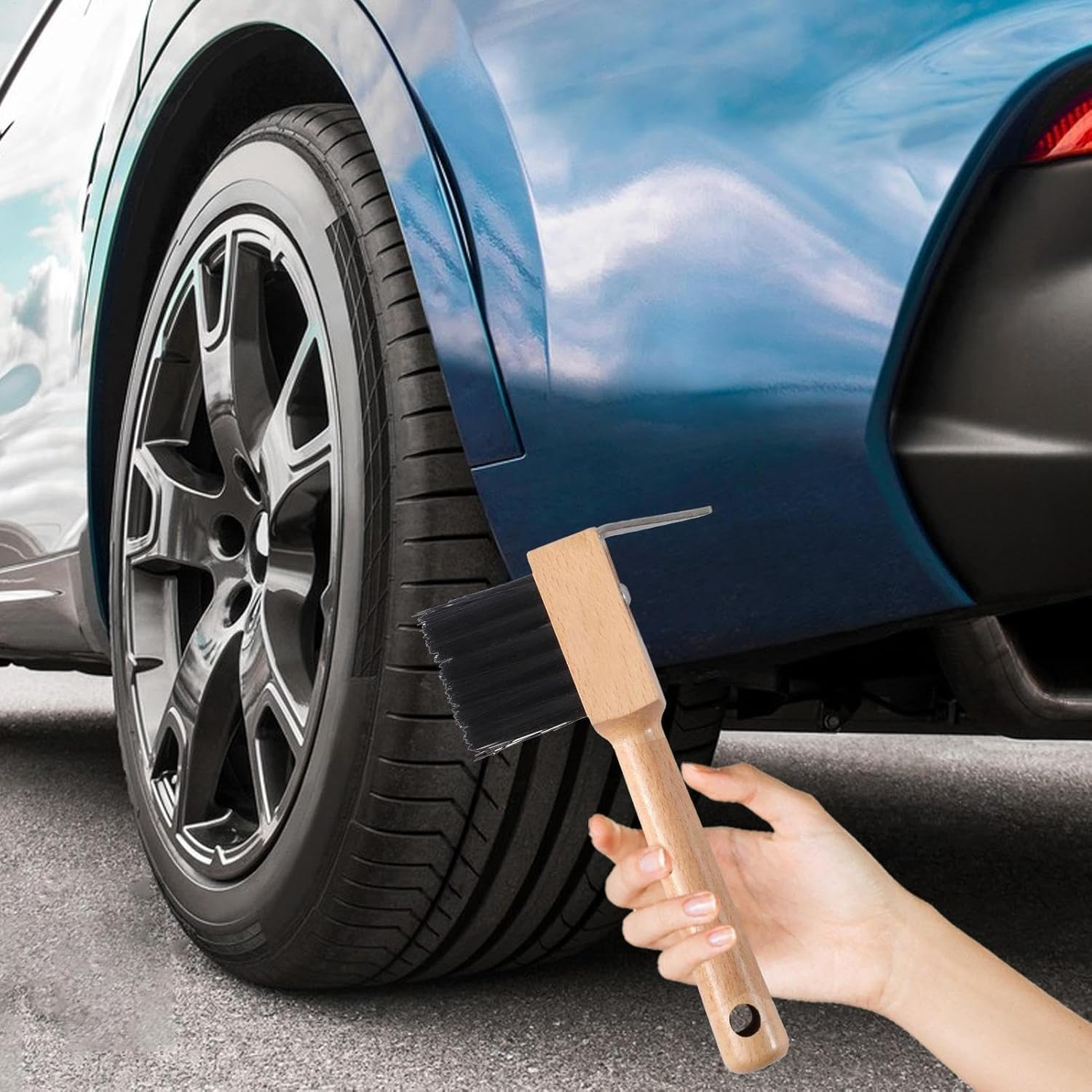 Hoof Pick - Equestrian Cleaning Tool, Hoof Care Picks for | Rubber Hoof Pick with Brush, Heavy Duty Metal Hoof Scraper, Robust and Textured Horse Grooming Kit For image number 2