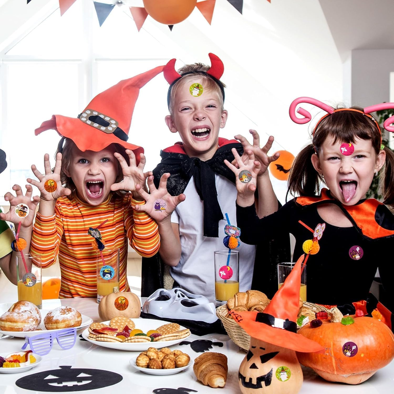 Halloween Sticker for Kids, 500 Pcshalloween Pumpkin Bat Spider Stickers Roll,10 Vibrant Colors and Designs, round Seal Label Stickers, Envelope Seals Paster for Halloween Party Decorations image number 1