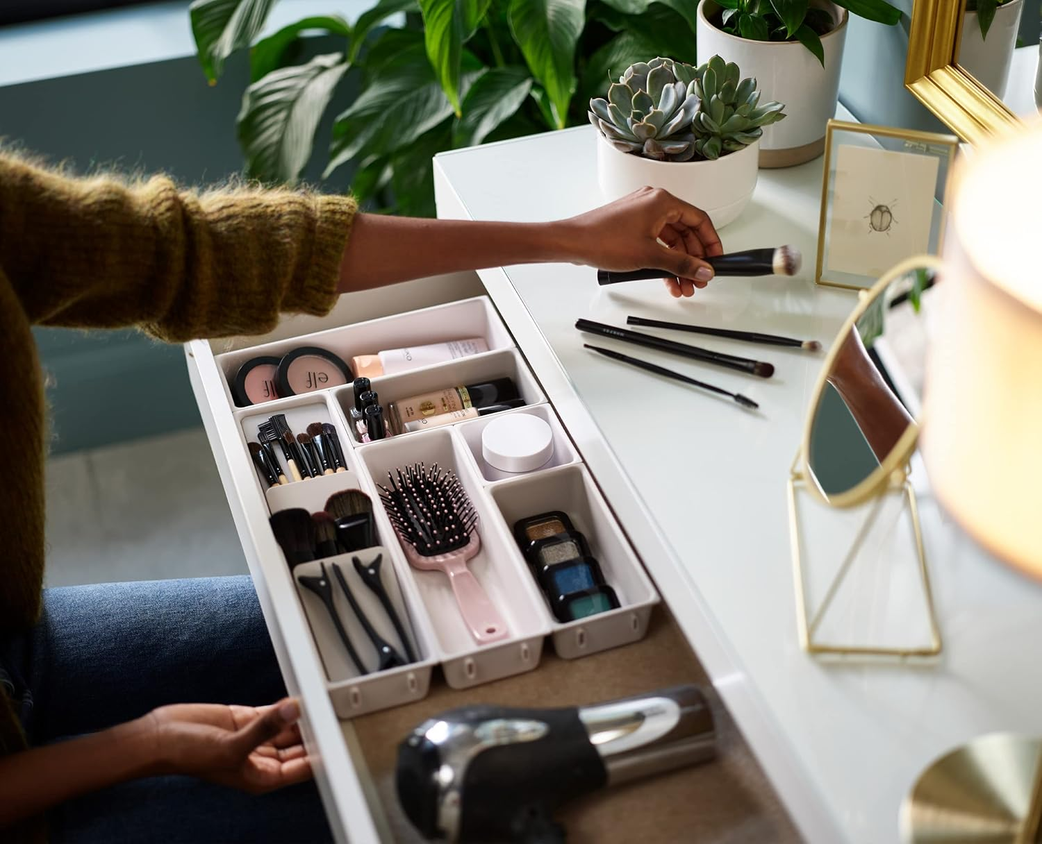 Joseph Joseph Viva - Modular 7-Piece Makeup Beauty Drawer Organiser Set, Storage Boxes Dividers for Makeup, Beauty Grooming Items, Cosmetics, Hair Accessories image number 2