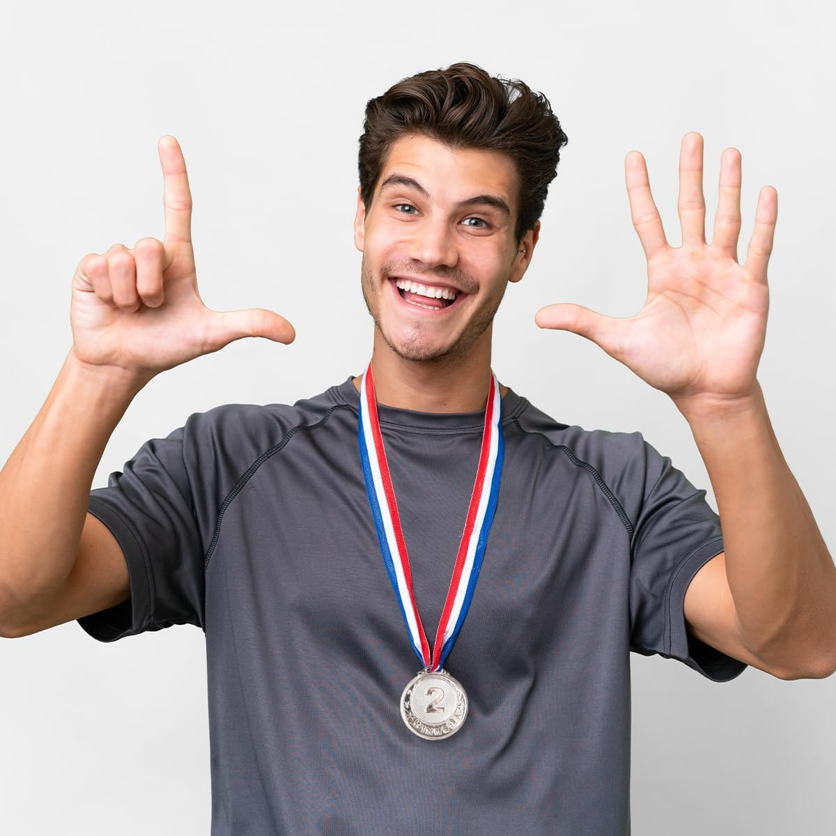 TEAONE Realistic Medals, 6 PCS Play Medals for Games, Competitions, Parties (6.55Cm/2.55In)