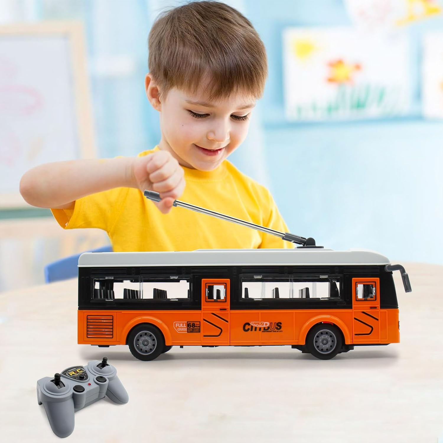 Spobot Remote Control Bus 2.4G Remote Control City Classic Bus Truck Model with Lights Sound Electric Vehicle Playsets Cars for Kids Toy image number 4