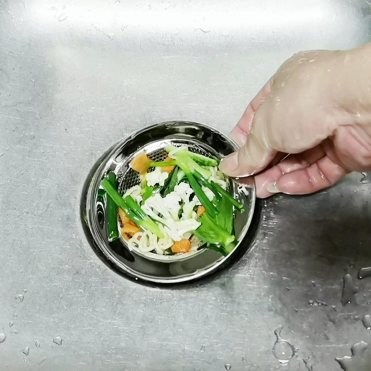 4-Piece Kitchen Sink Strainers - 4.5 Inch Stainless Steel Sink Drain Filter with Food Scraps Catcher image number 5