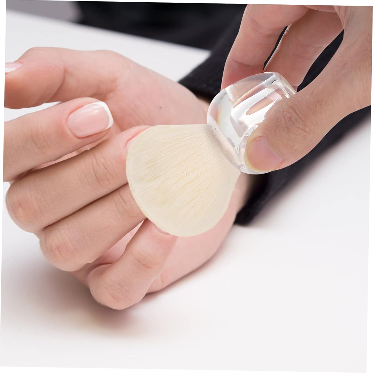 EXQUIMEUBLE Nail Dust Brush Ergonomic Nail Powder Cleaner for Manicure Lightweight Design with Fine Bristles for Dust Removal for Home and Salon Use image number 2