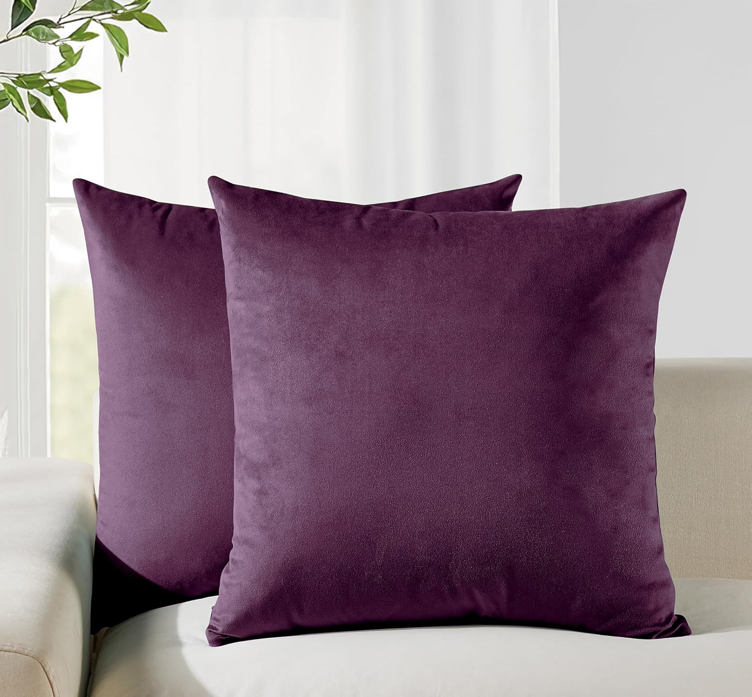 Gioia Casa Velvet Cushion Covers 45X45Cm Set of 2 &ndash; Soft Microfibre Throw Pillow Cases with Hidden Zipper &ndash; Square Decorative Cushion Covers for Couch, Bed, Sofa - Twin Pack (Plum) image number 2