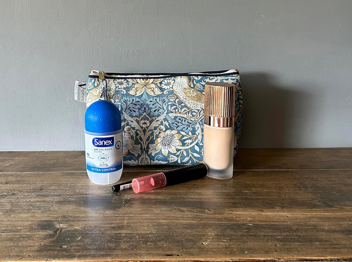 William Morris Strawberry Thief image number 1