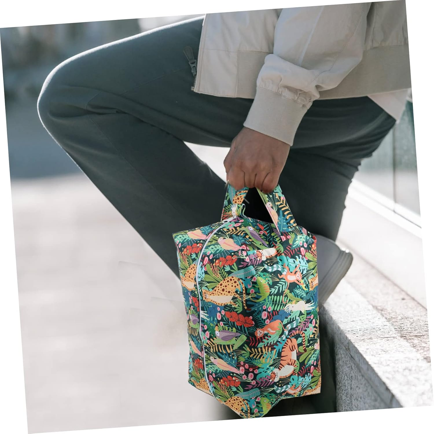 Bestonzon Reusable Waterproof Diaper Storage Pouch Nursery Wet Bag Portable Travel Diaper Storage Bag for Baby Care image number 6