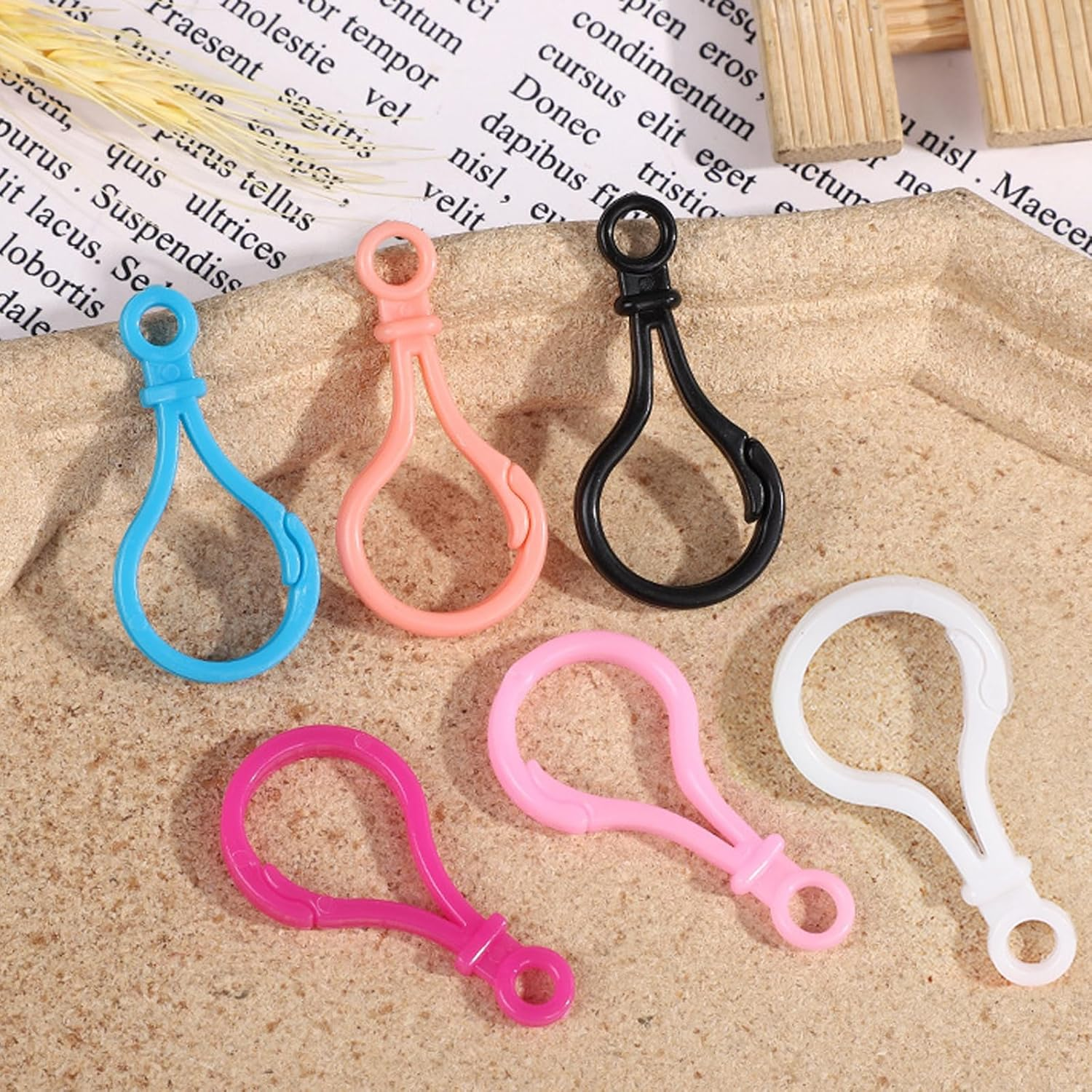 Lobster Clasp, 100 Pcs Multicolor Plastic Lobster Clasp Keychain Clips Lobster Claw for Keychain, DIY Handmade, Art Craft, Project image number 3