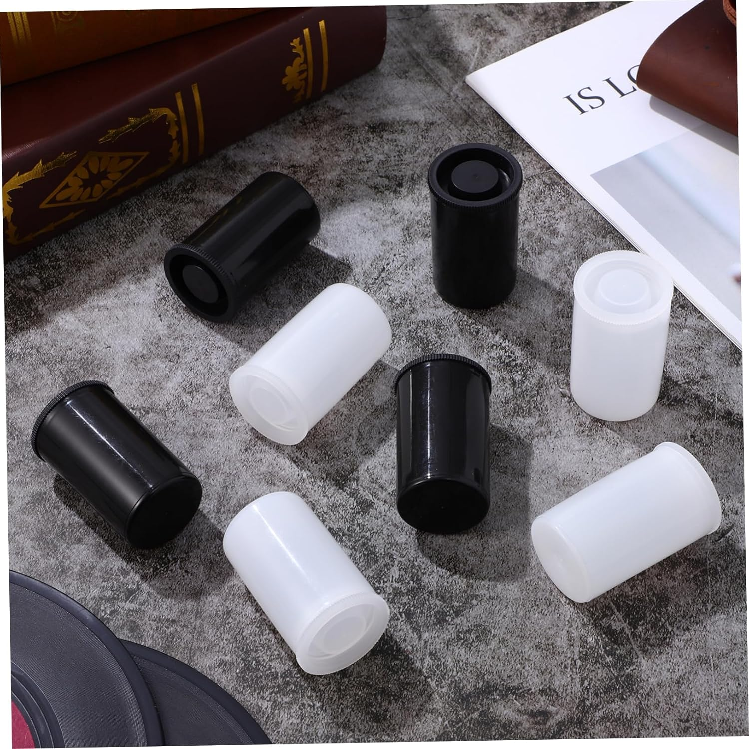 Veemoon 20Pcs Reusable Film Canisters for 35Mm Film Storage Black White Plastic Containers Lids for Photography Geocaching image number 1