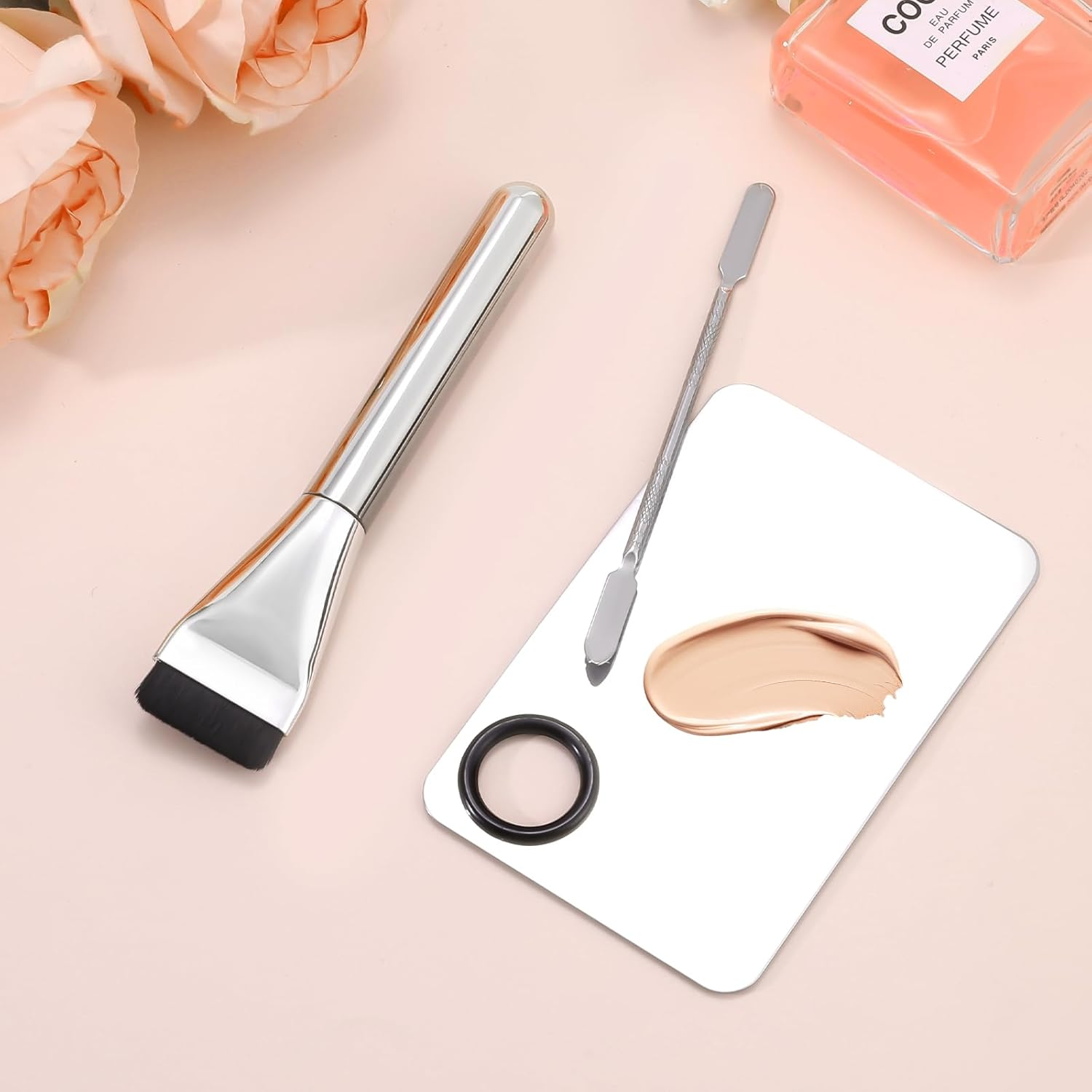 EXEXIUO 3Pcs Makeup Mixing Palette Kit Including Foundation Spatula, Makeup Palette Tray, and Brushes for Women, Girl Korean Cosmetic Spatula Tool(Metal) image number 1